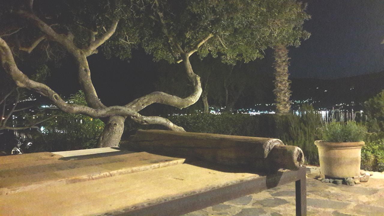 Island * Elounda